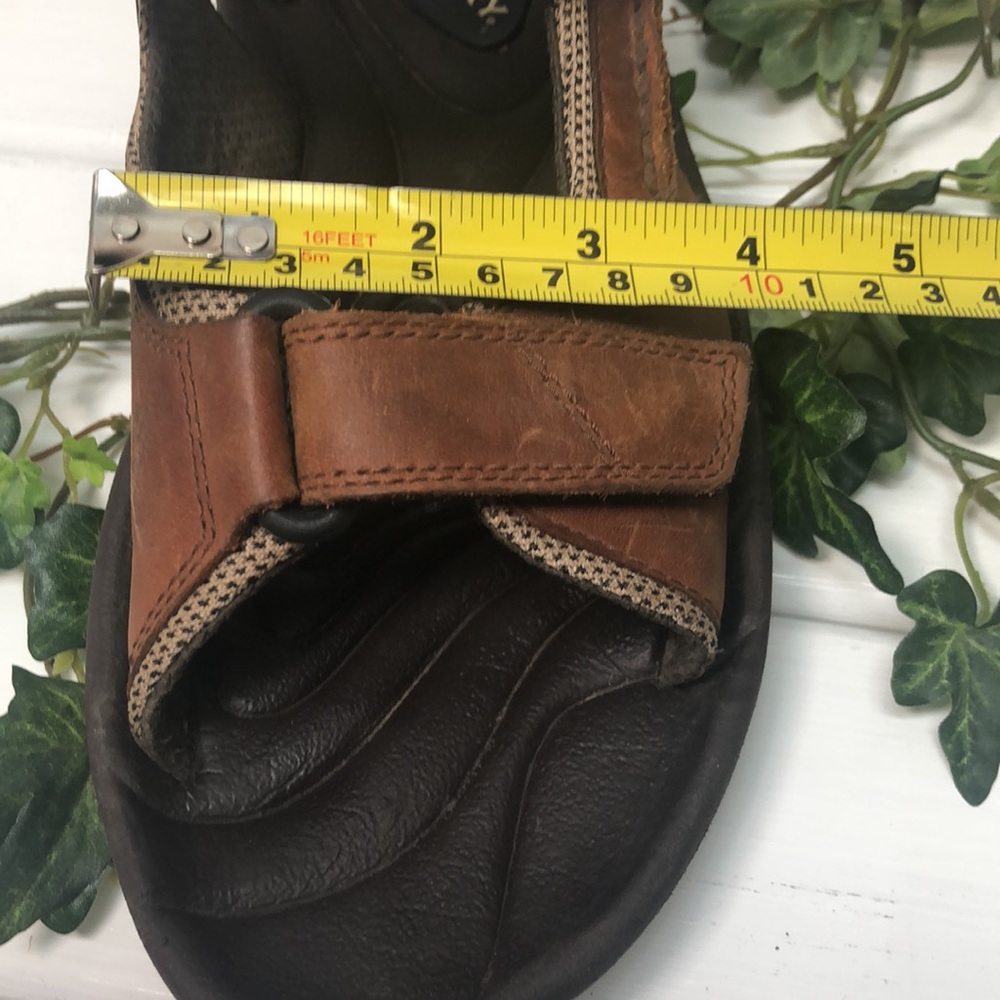 🎊Host Pick🎊  Sperry Sandal.     1.4 lbs. - Picture 9 of 12